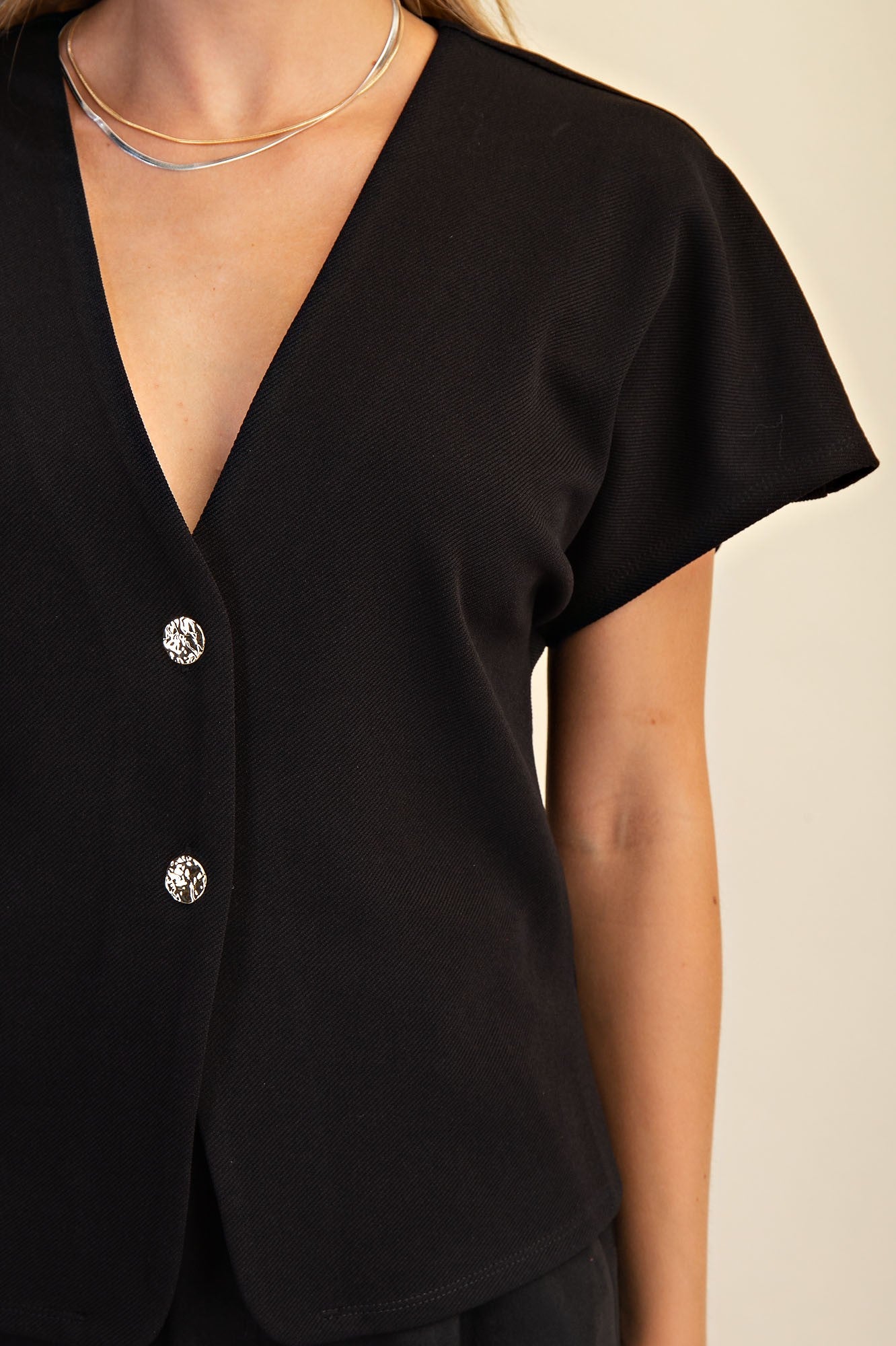 Mia Sleeve Vest Black