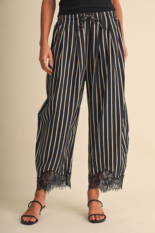 Lace Hem Striped Barrel Culottes