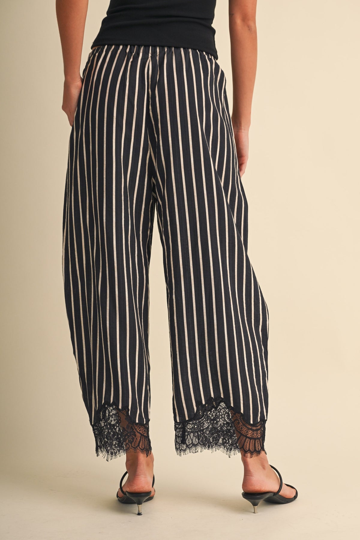 Lace Hem Striped Barrel Culottes