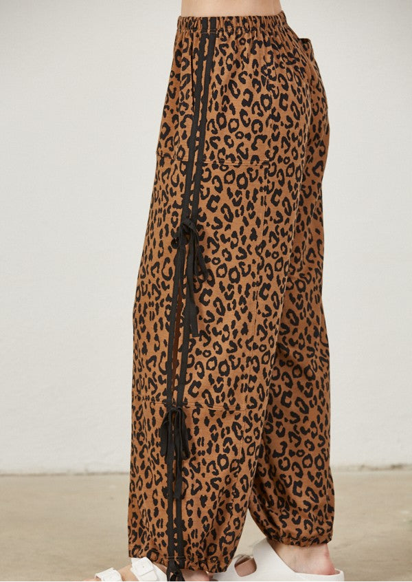 Animal Print-Bow Pants