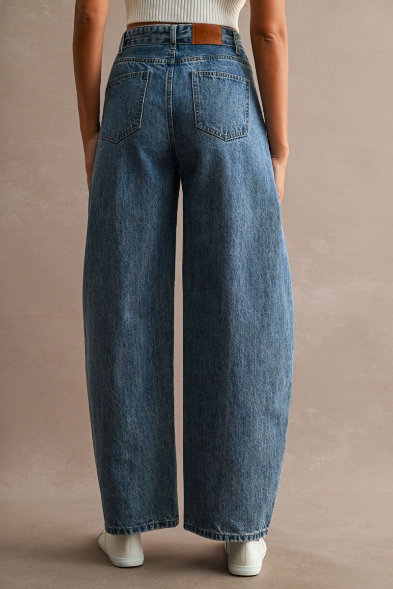 Fold-Over Barrel jeans